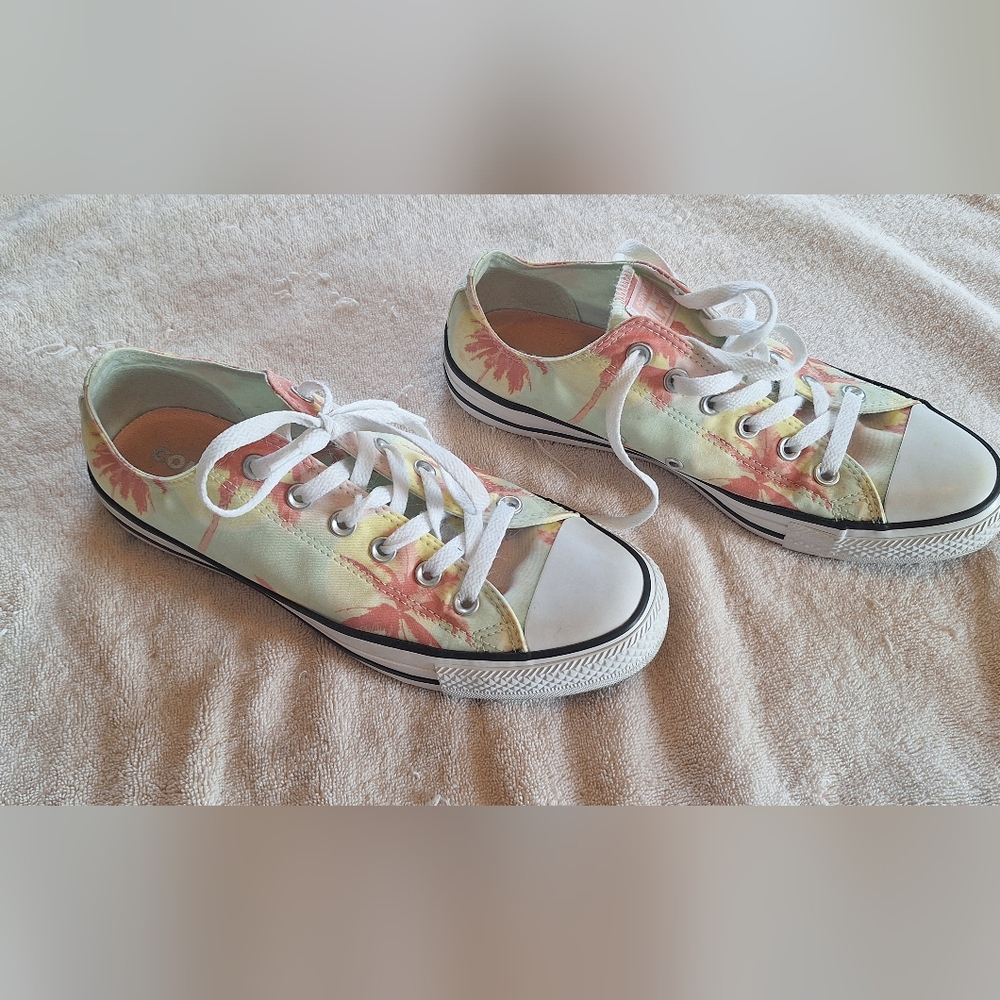 Converse All-Stars - Picture 2 of 6